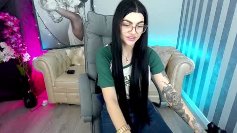 Snapshot of luckyrebel_ chatting on December 17, 9:28 am Monika online show from December 17, 9:28 am