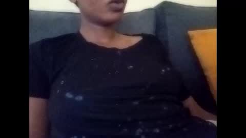 Snapshot of luckystar_19 chatting on March 5, 12:00 pm luckystar_19 online show from March 5, 12:00 pm