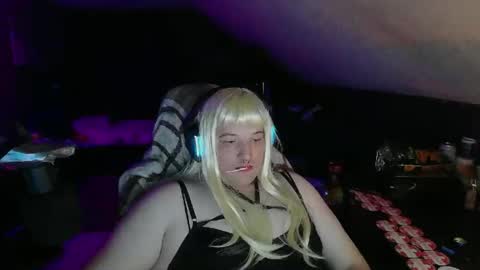 Snapshot of lucy43333 chatting on November 22, 7:13 pm lucy43333 online show from November 22, 7:13 pm