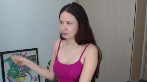 Snapshot of lucy_collins_g chatting on November 8, 2:39 pm Lucy online show from November 8, 2:39 pm