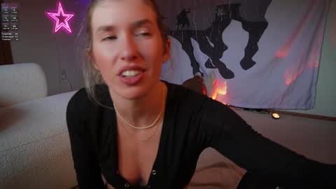 Lucy. online show from February 20, 2:18 am