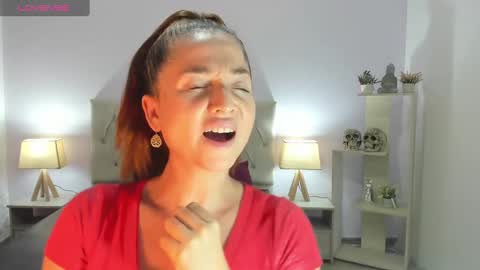 Lucia online show from January 10, 9:20 pm