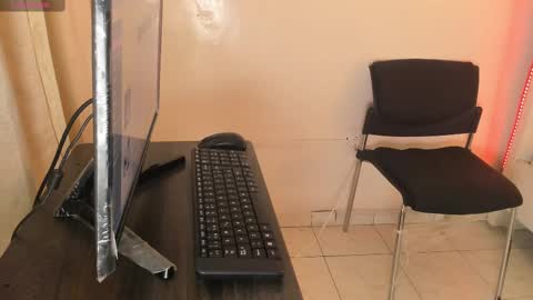 Lucy online show from November 9, 10:57 am