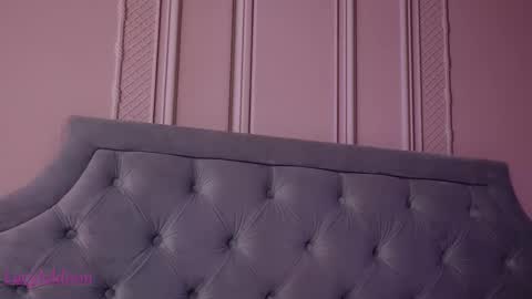 Snapshot of lucyaddison chatting on November 10, 3:49 am LucyAddison online show from November 10, 3:49 am