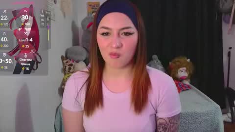 Snapshot of lucycherry__ chatting on September 12, 1:38 am LUCIA online show from September 12, 1:38 am