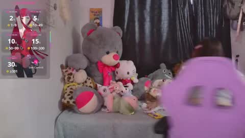 Snapshot of lucycherry__ chatting on September 30, 12:32 pm LUCIA online show from September 30, 12:32 pm