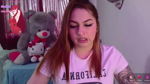 Snapshot of lucycherry__ chatting on November 19, 7:25 pm LUCIA online show from November 19, 7:25 pm