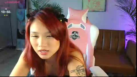 lucydelrey57 online show from February 26, 9:48 pm