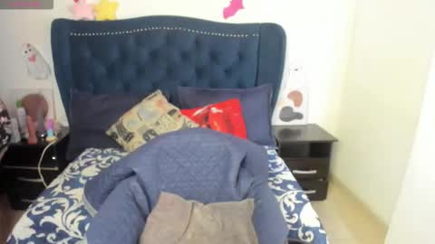 Lucy Petit online show from October 17, 1:14 pm