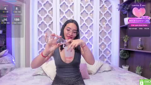 Lucy Liiu online show from January 17, 11:40 pm