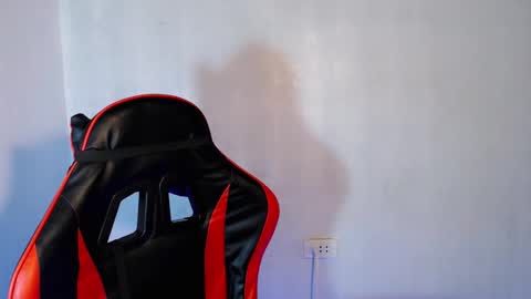 Snapshot of luda_69 chatting on November 28, 4:37 am luda_69 online show from November 28, 4:37 am