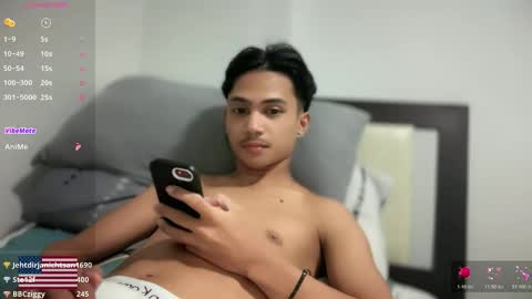 luda_69 online show from April 7, 10:59 am