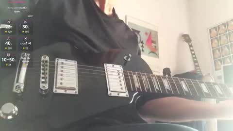 Snapshot of ludiga223 chatting on November 7, 7:58 pm berny online show from November 7, 7:58 pm