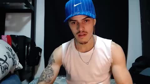 Snapshot of luis_as chatting on November 12, 1:50 am Luis AS online show from November 12, 1:50 am