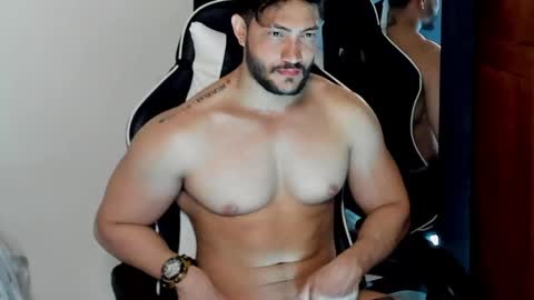 Snapshot of luis_baptista chatting on December 17, 12:56 am luis_baptista online show from December 17, 12:56 am