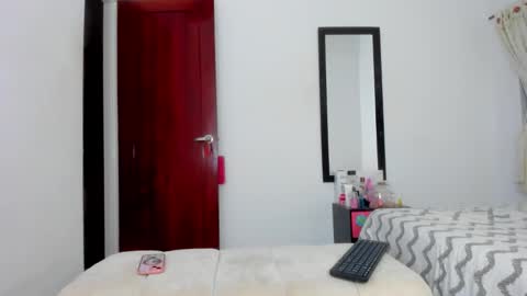   Luisa Fernanda  online show from November 19, 3:50 am