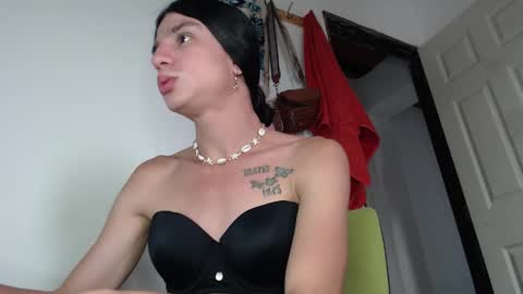 Luisita online show from February 1, 7:45 pm