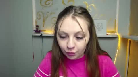 Snapshot of luizaheems_ chatting on January 8, 10:48 am Luiza online show from January 8, 10:48 am