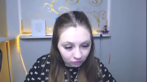 Snapshot of luizaheems_ chatting on January 9, 7:31 am Luiza online show from January 9, 7:31 am