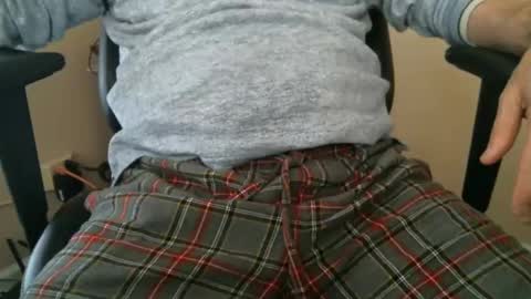 Snapshot of luke7711 chatting on February 9, 2:29 pm luke7711 online show from February 9, 2:29 pm