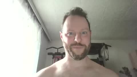 luke91_t online show from May 5, 2:36 pm