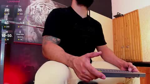 LUKE online show from November 25, 11:32 am