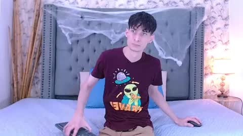 luke_carter online show from October 13, 1:11 pm