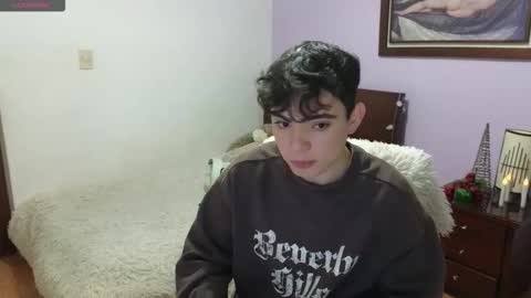 lukeboyce online show from November 24, 1:38 am