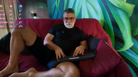 Snapshot of lukecrews chatting on September 9, 5:56 pm Luke Crews online show from September 9, 5:56 pm