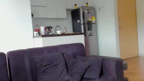 Snapshot of lukeglanton17 chatting on February 10, 12:20 pm Luke online show from February 10, 12:20 pm