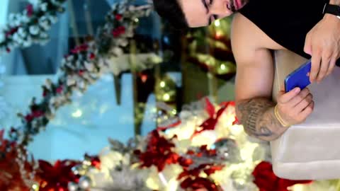 Lukhas f4f online show from December 12, 4:37 am