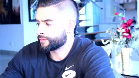 Lukhas f4f online show from January 31, 9:59 pm