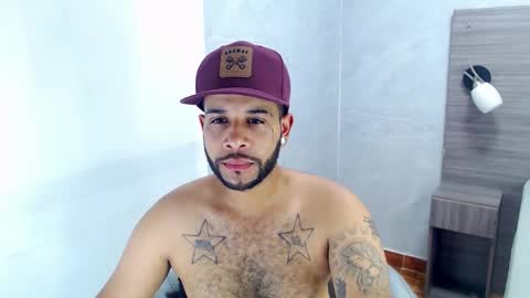 ------LUKE   ... online show from November 8, 7:12 pm