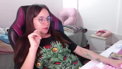 Vicky online show from December 19, 7:40 pm