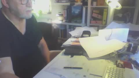 luley58 online show from April 21, 6:52 am