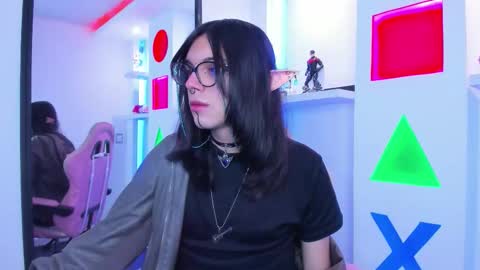 Cookie  online show from October 16, 1:56 pm