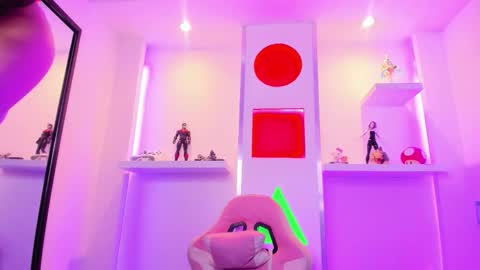 Cookie  online show from November 6, 11:33 am