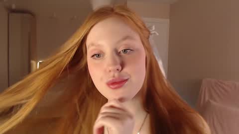 Lulu online show from December 11, 7:57 pm