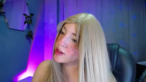 lulu online show from October 17, 8:00 pm