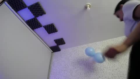 Snapshot of luly_blue chatting on October 11, 4:12 am Luly online show from October 11, 4:12 am