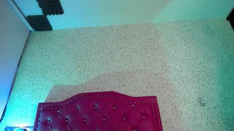 Snapshot of luly_blue chatting on November 7, 3:28 am Luly online show from November 7, 3:28 am