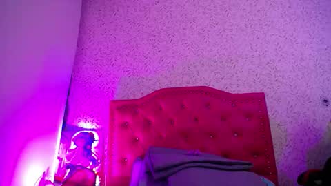 Snapshot of luly_blue chatting on November 14, 3:16 am Luly online show from November 14, 3:16 am