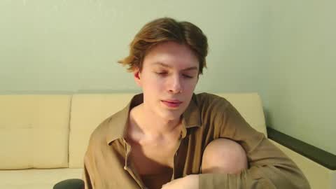 Snapshot of lumeris chatting on December 31, 2:03 pm Felix online show from December 31, 2:03 pm