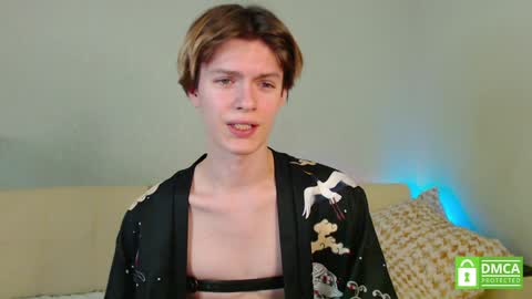 Snapshot of lumeris chatting on January 22, 11:12 am Felix online show from January 22, 11:12 am