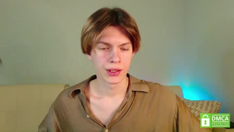 Snapshot of lumeris chatting on January 28, 5:00 am Felix online show from January 28, 5:00 am
