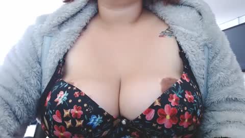 LUMI     online show from February 25, 4:21 pm