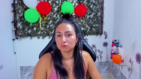 Snapshot of luna021_1 chatting on November 1, 7:38 pm Luna online show from November 1, 7:38 pm