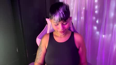 Snapshot of luna__cute chatting on February 1, 5:39 am Luna online show from February 1, 5:39 am