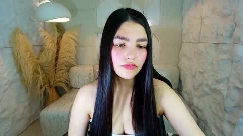 Luna online show from October 18, 7:47 pm
