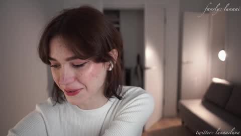 Snapshot of luna_ai chatting on December 6, 9:57 pm Just call me Lu online show from December 6, 9:57 pm